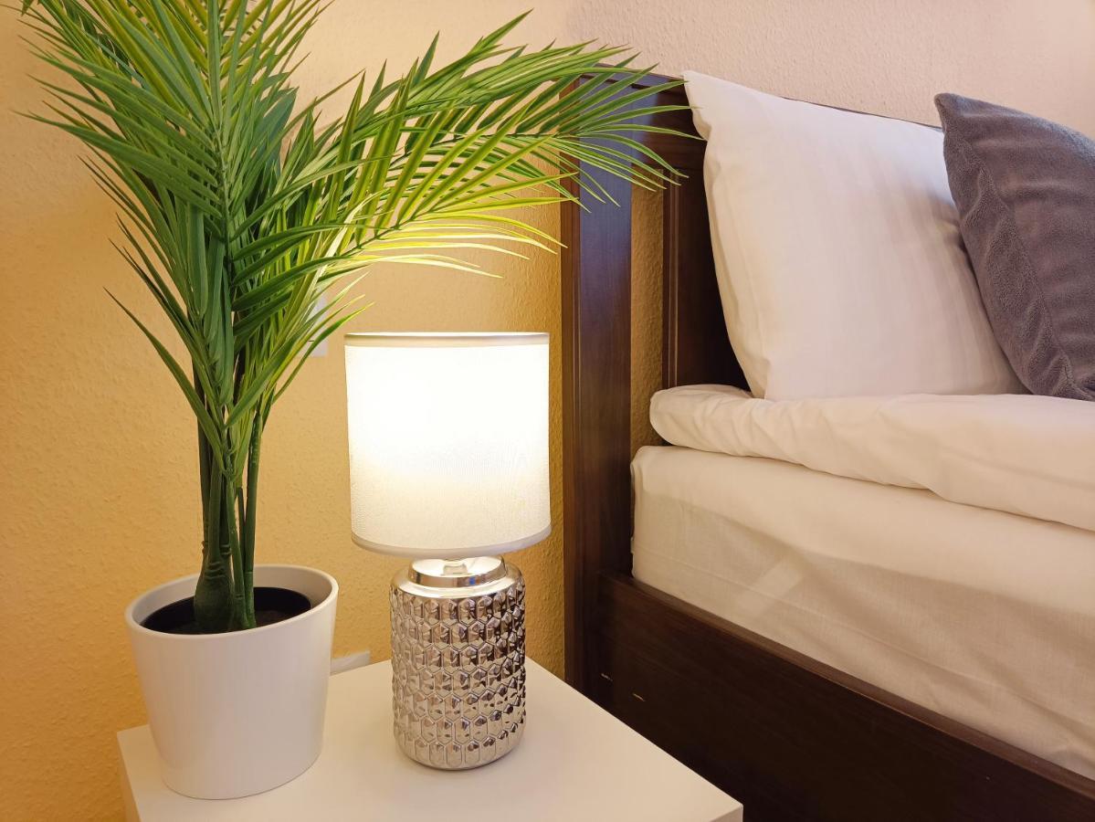 Centrally Located Studio Apartment Riga Eksteriør bilde