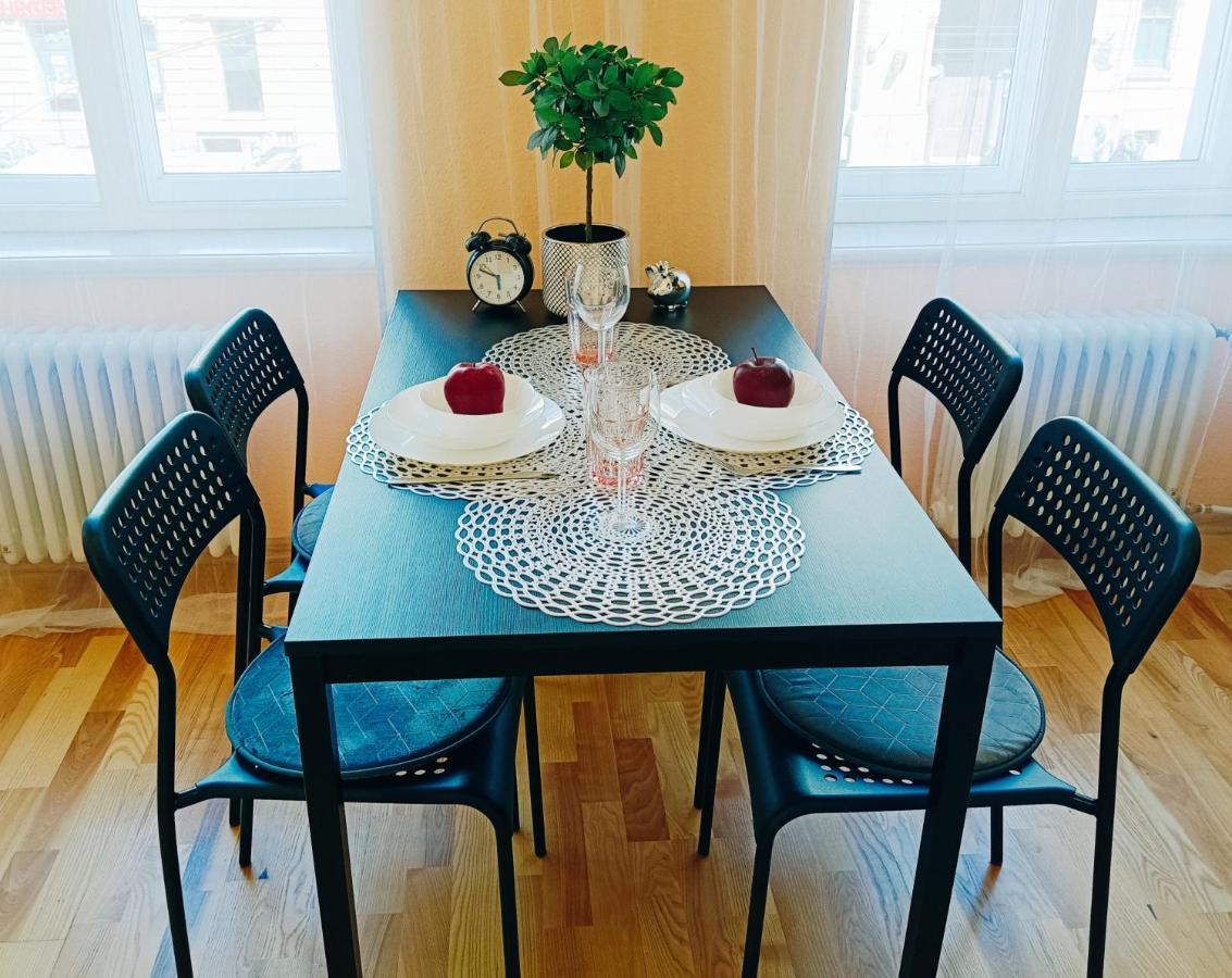 Centrally Located Studio Apartment Riga Eksteriør bilde